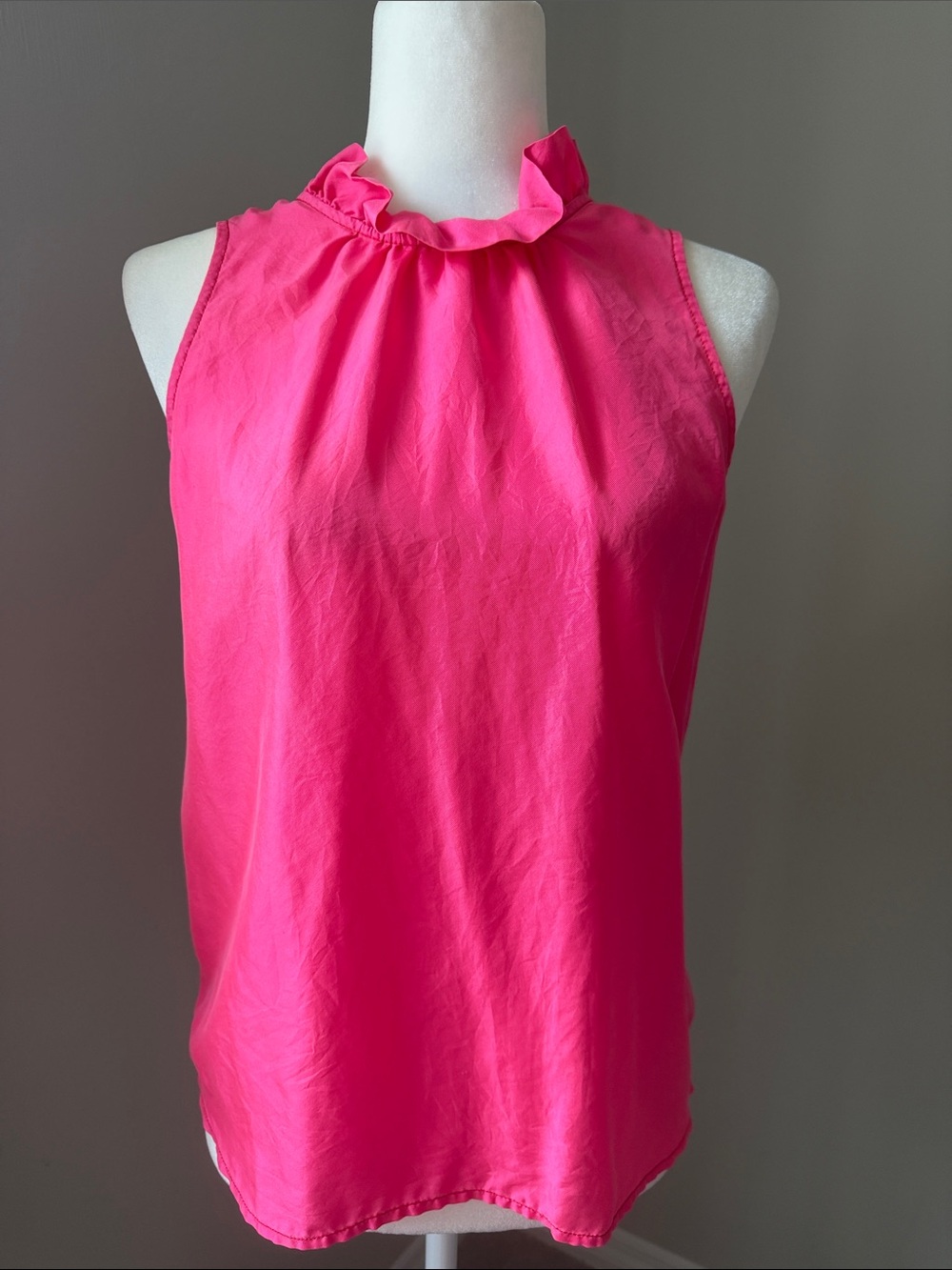 J. CREW 100% Silk Ruffle Mock Neck Sleeveless Blouse Top Pink Size Medium - Picture 2 of 11